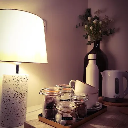 Exelby Dragon 3* Leeming Bar