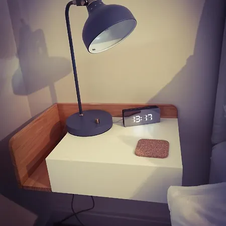 Bed & Breakfast Exelby Dragon 3*