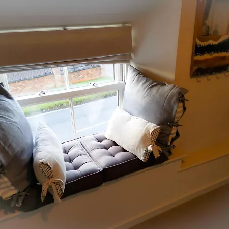 Exelby Dragon Bed & Breakfast