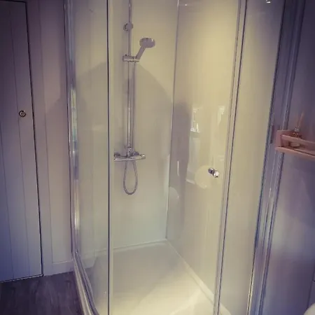 Exelby Dragon Leeming Bar