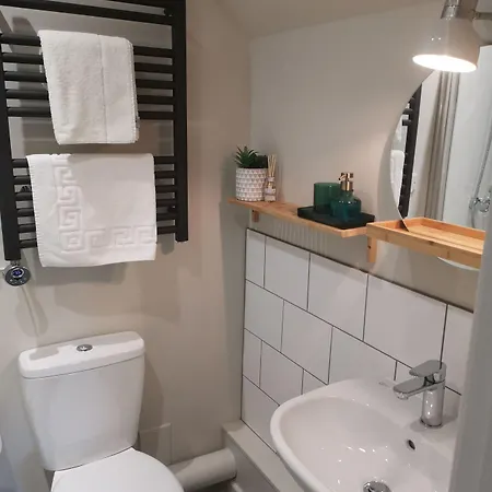 Exelby Dragon Bed & Breakfast Leeming Bar