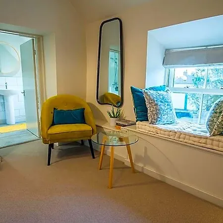 Exelby Dragon Bed & Breakfast Leeming Bar