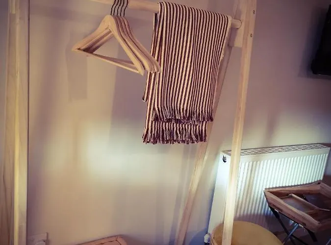 Exelby Dragon Leeming Bar