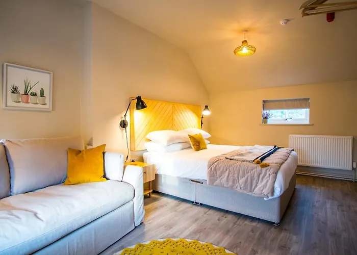 Exelby Dragon Bed and breakfast 3*