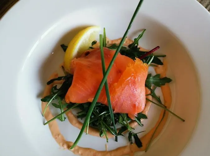 Bed & Breakfast Exelby Dragon 3*