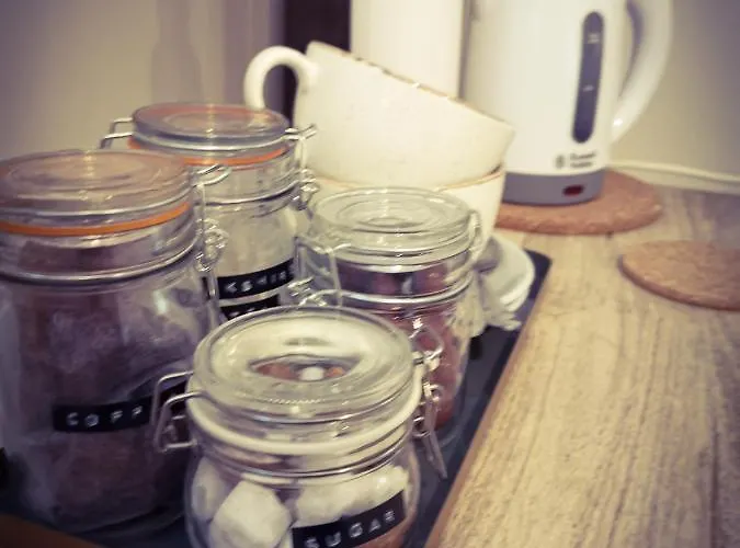 Exelby Dragon Bed and breakfast 3*