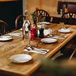 Bed and Breakfast Exelby Dragon Leeming Bar