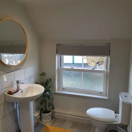 B&B Exelby Dragon Leeming Bar